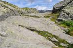 Saint-Rhémy-en-Bosses. Tratto di strada romana tagliata nella roccia nei pressi del colle