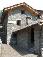 Struttura che ospita l'antico forno ristrutturato e la biblioteca