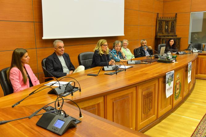 Conferenza Il Castello Sarriod de la Tour e l'evoluzione del suo territorio nei secoli - Sala consiliare comune di Saint-Pierre, 22 settembre 2022