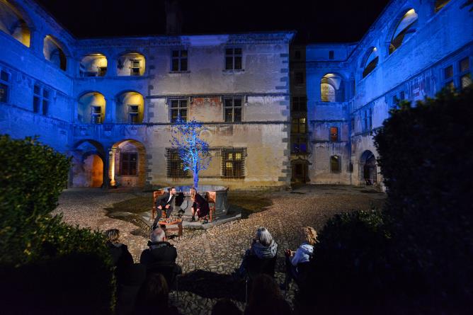 Visite teatralizzate Una partita a scacchi, ieri oggi-  Castello di Issogne,  25 settembre 2022