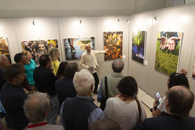 Martedì 20 giugno 2023. Inaugurazione, presso l'Hôtel des États di Aosta, della mostra fotografica "Andrea Alborno. Storie di viaggio".